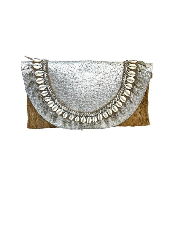 BG-01-1167 Silver Jute Clutch With Shells and Leaves